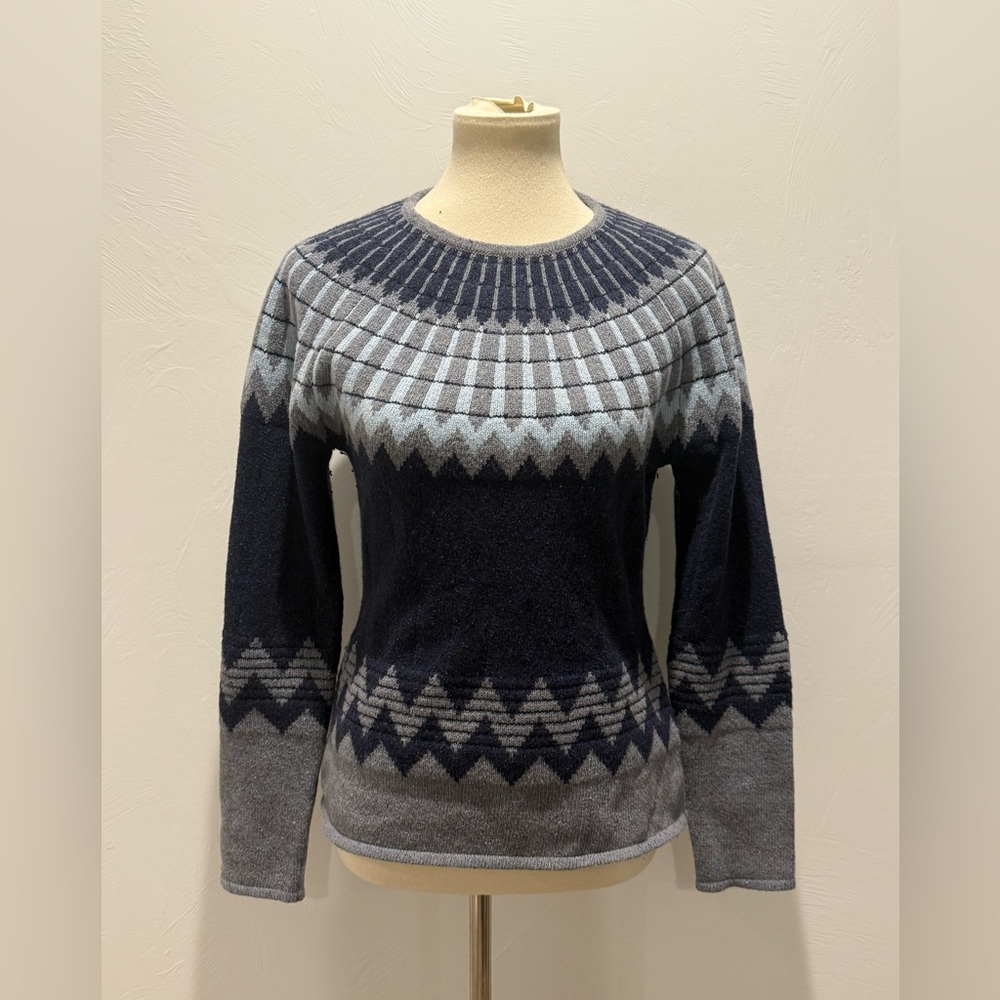 Title Nine Navy and Gray Crew Neck Sweater